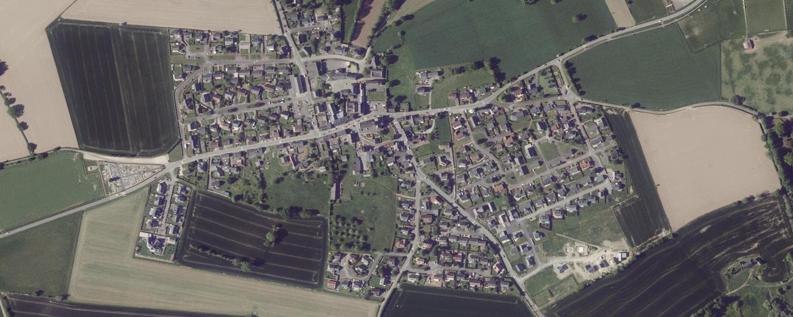 Vue aérienne de Saint-Quentin-sur-le-Homme (Manche)