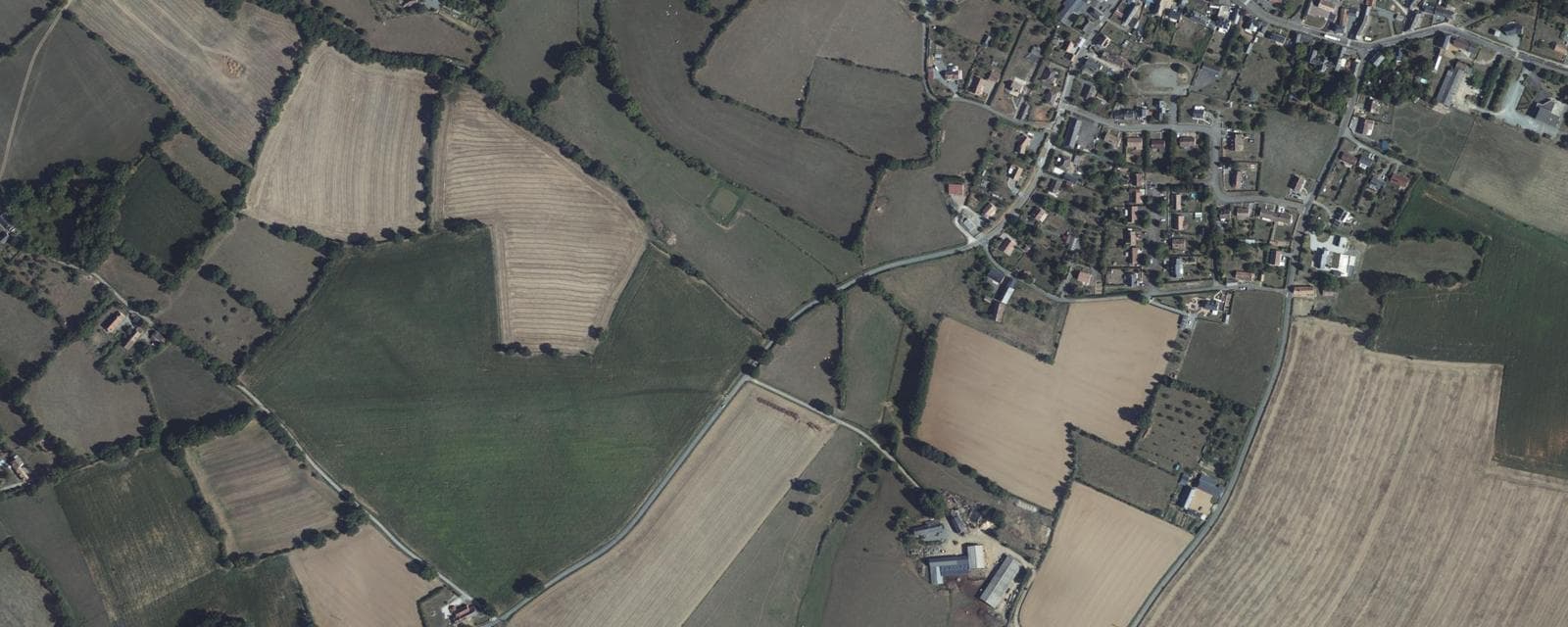 Vue aérienne de Saint-Symphorien (Sarthe)