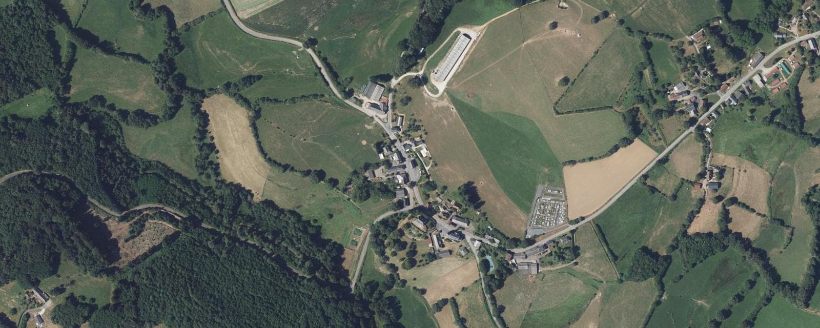 Vue aérienne de Saint-Vitte-sur-Briance (Haute-Vienne)