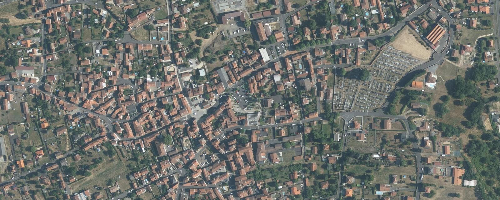 Vue aérienne de Sainte-Florine (Haute-Loire)