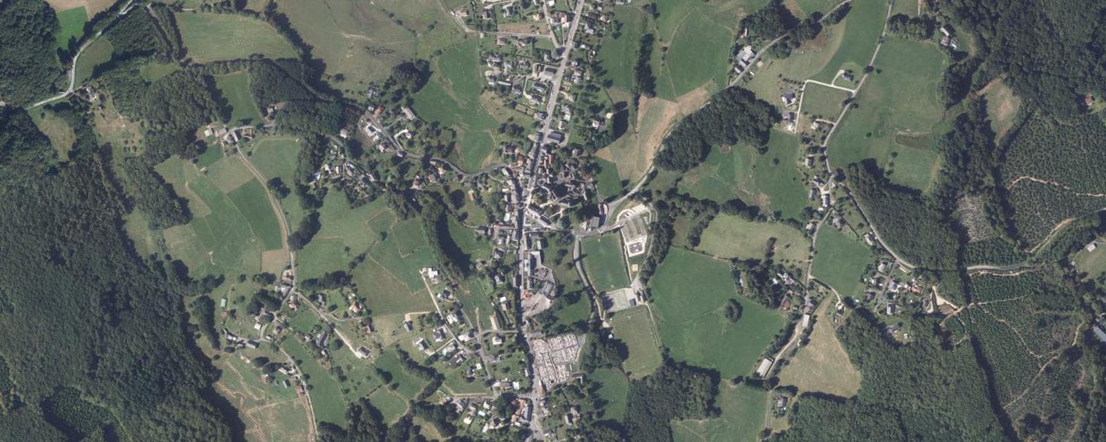 Vue aérienne de Sainte-Fortunade (Corrèze)