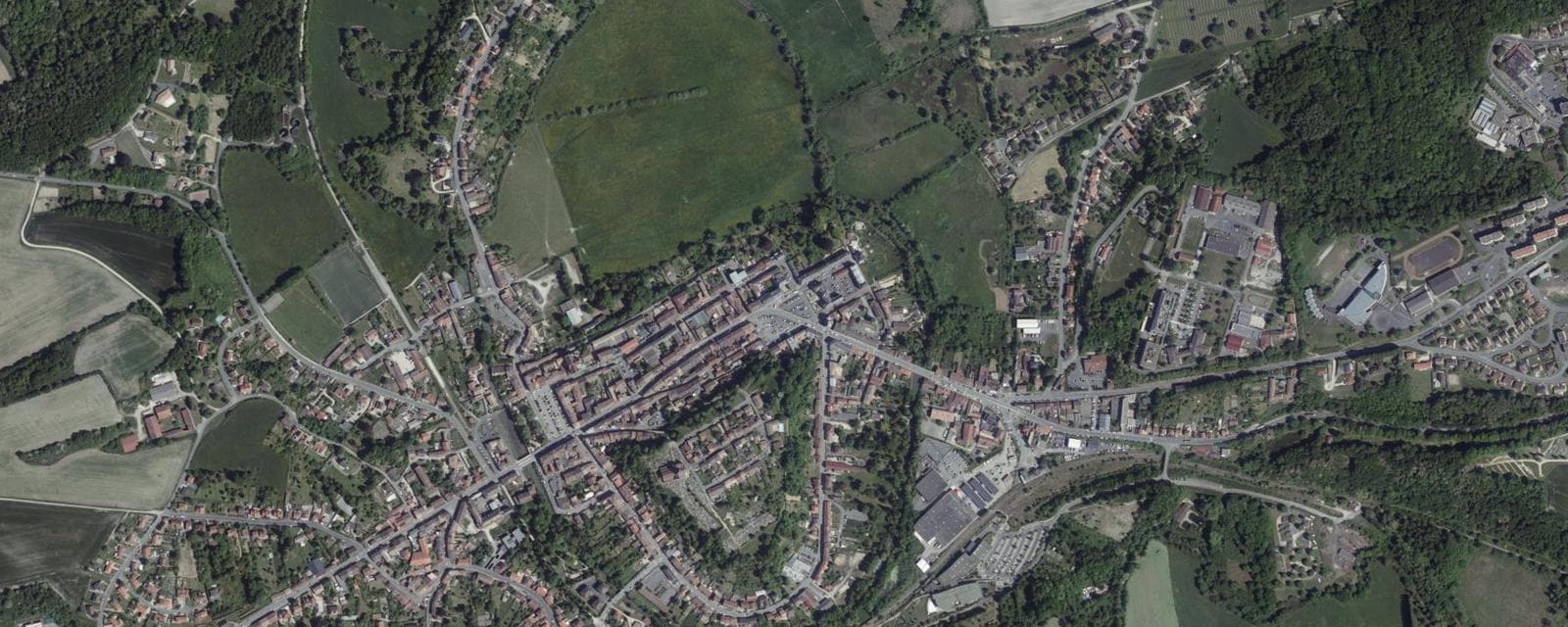 Vue aérienne de Sainte-Menehould (Marne)