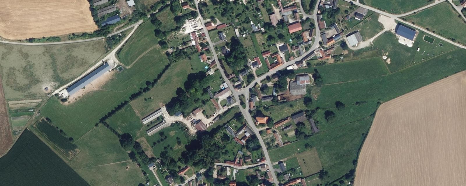 Vue aérienne de Saisseval (Somme)