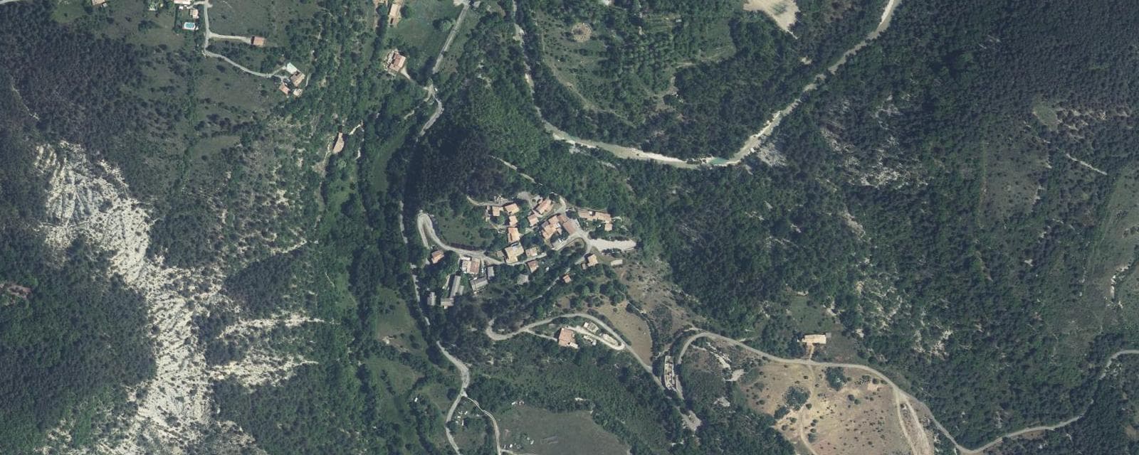 Vue aérienne de Salérans (Hautes-Alpes)