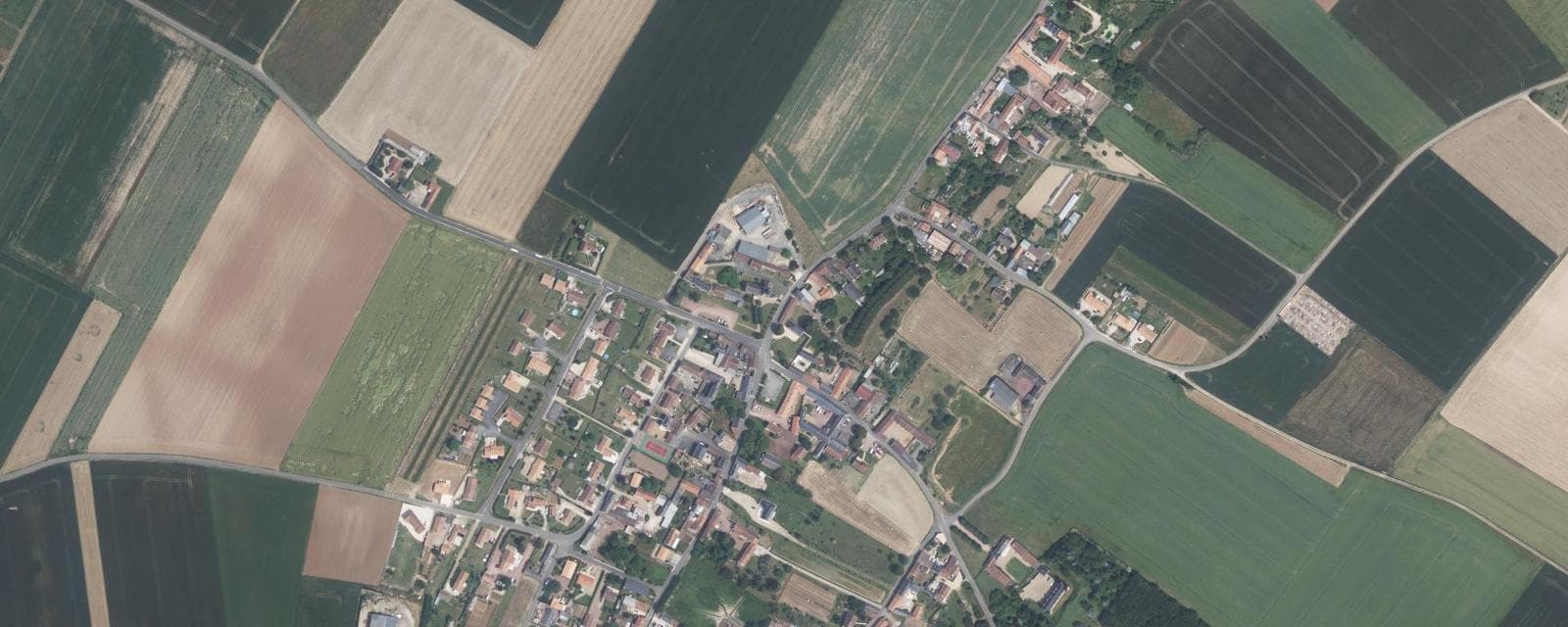 Vue aérienne de Sammarçolles (Vienne)