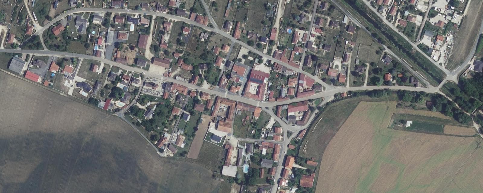 Vue aérienne de Sapignicourt (Marne)