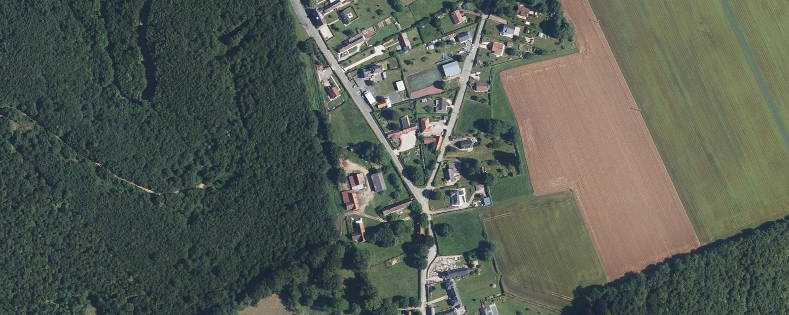 Vue aérienne de Sauchay (Seine-Maritime)