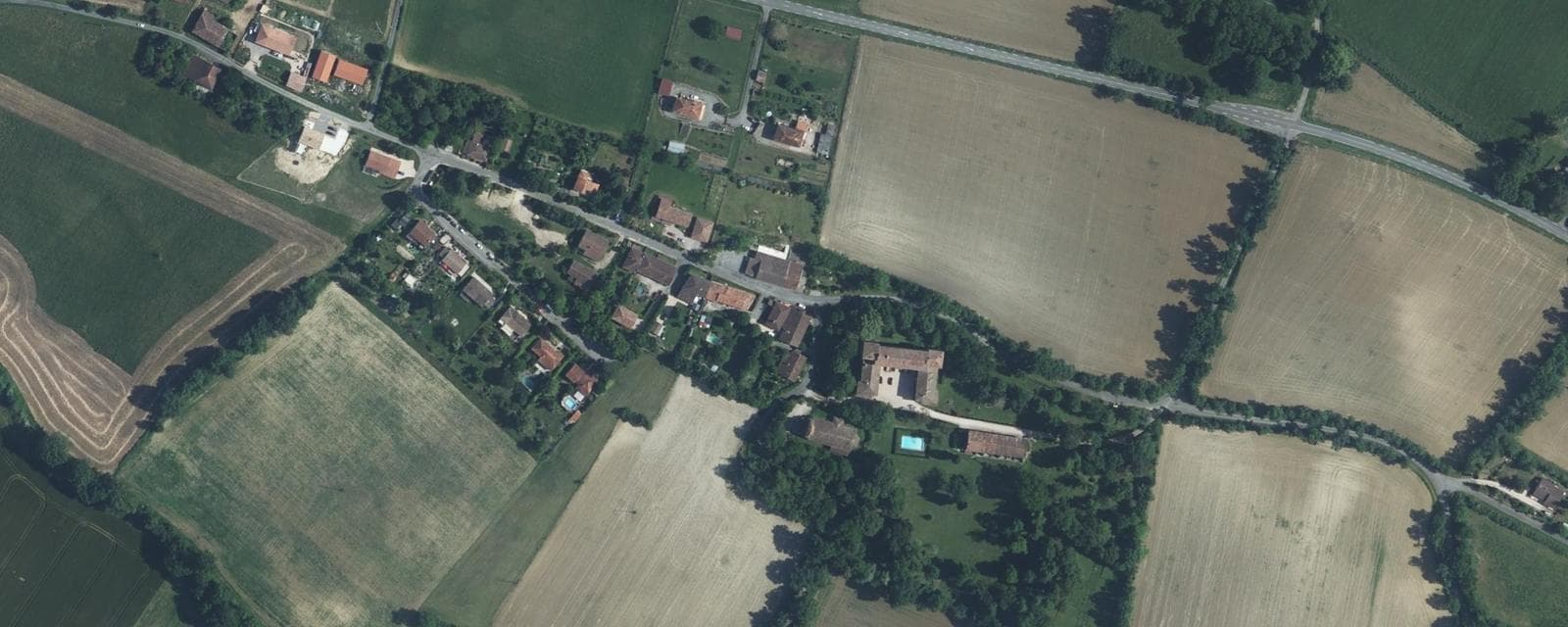 Vue aérienne de Savignac-Mona (Gers)