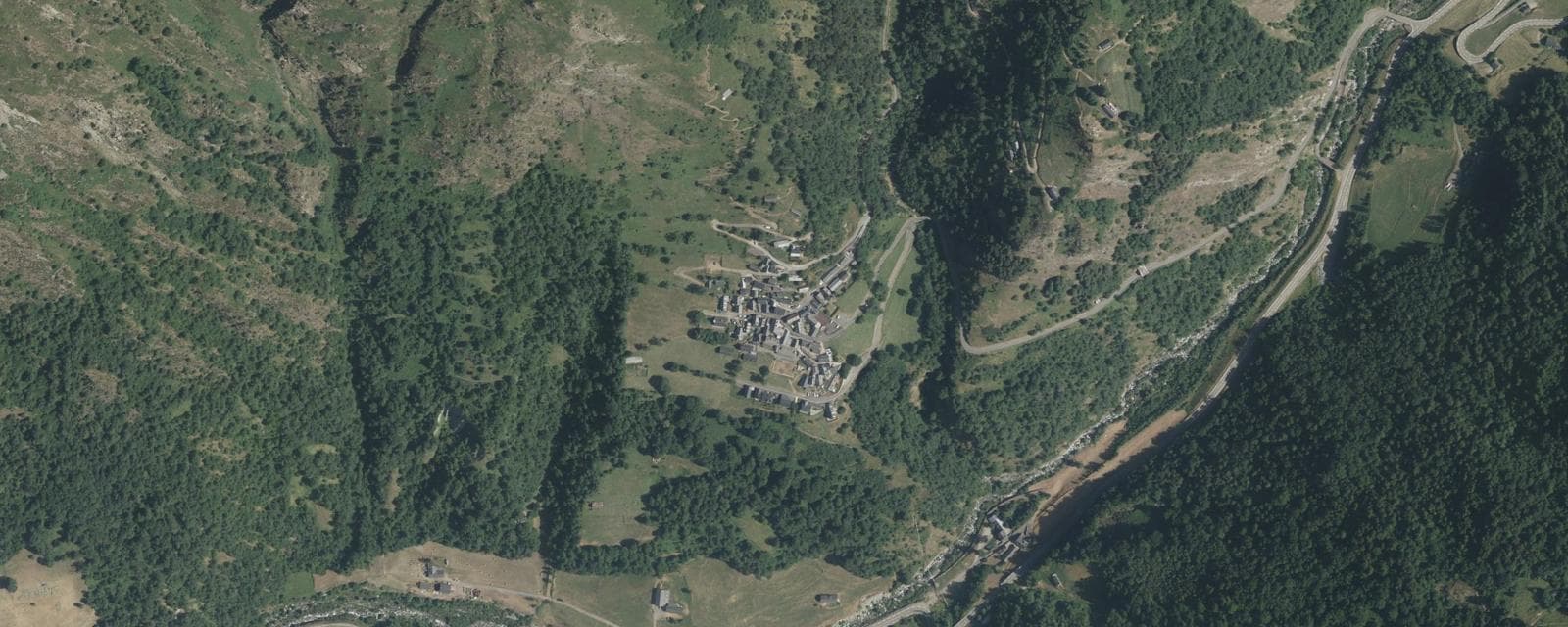 Vue aérienne de Sers (Hautes-Pyrénées)