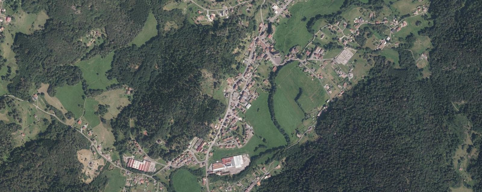 Vue aérienne de Servance-Miellin (Haute-Saône)