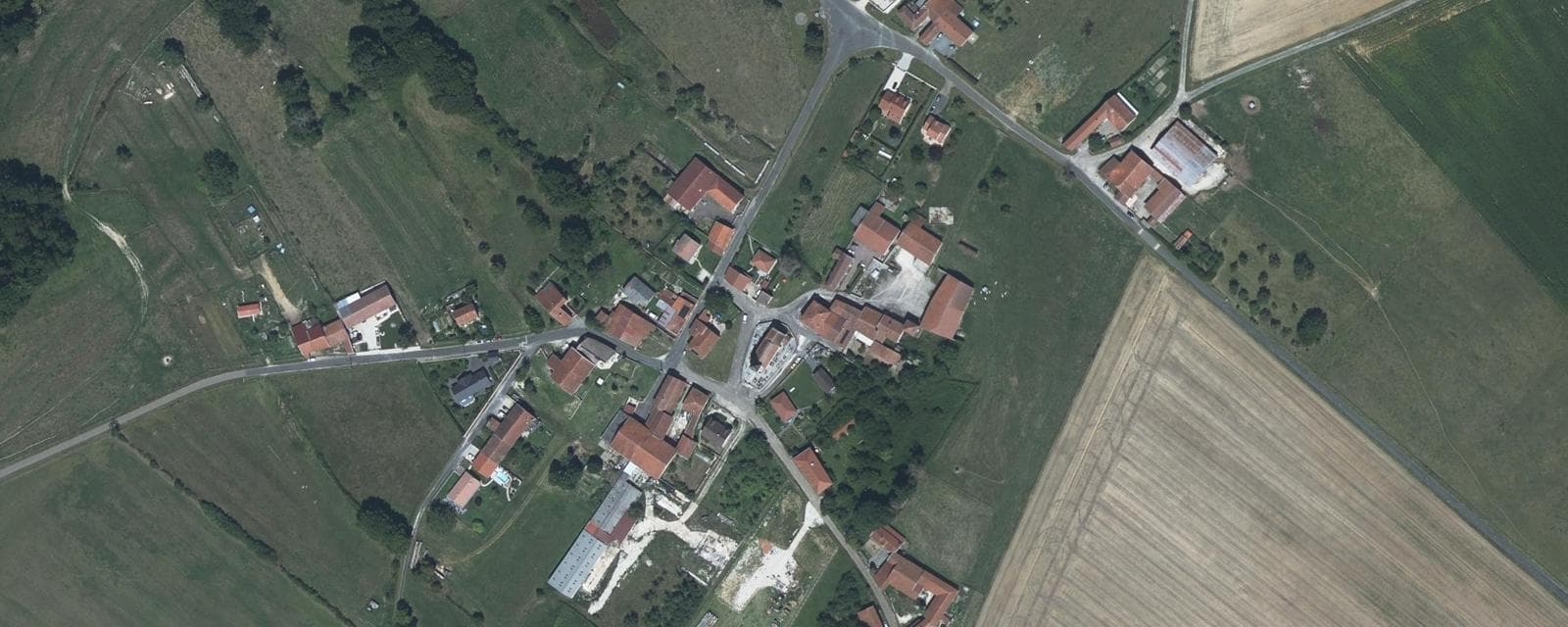 Vue aérienne de Sommancourt (Haute-Marne)