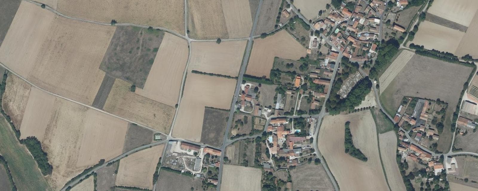Vue aérienne de Souvigné (Charente)