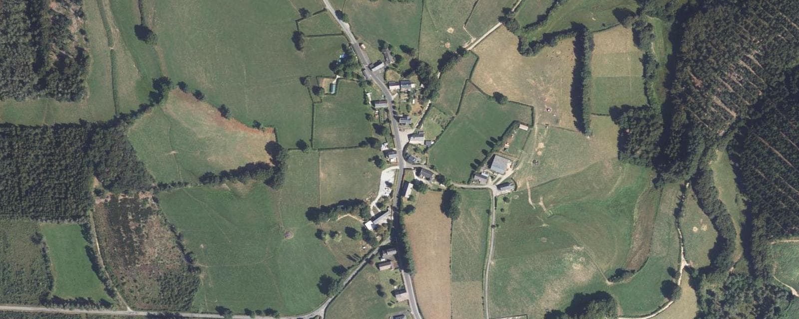 Vue aérienne de Thalamy (Corrèze)