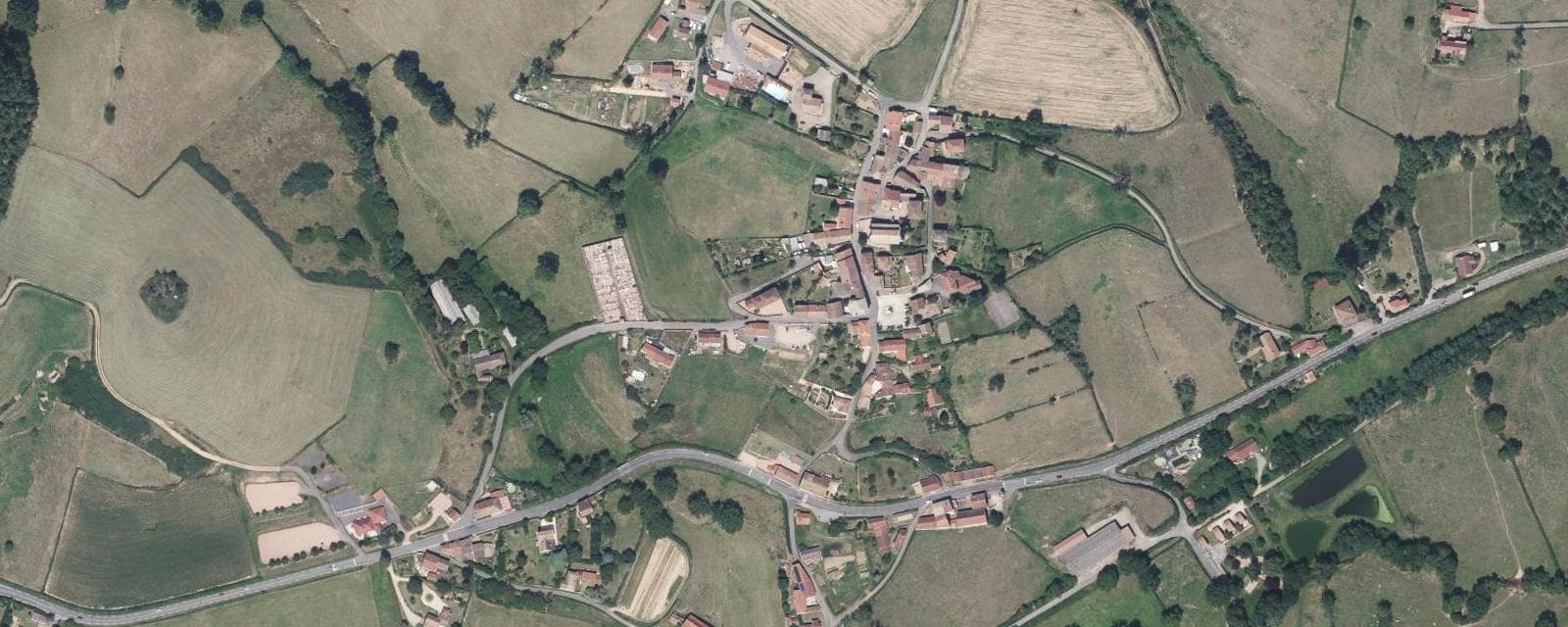 Vue aérienne de Trambly (Saône-et-Loire)