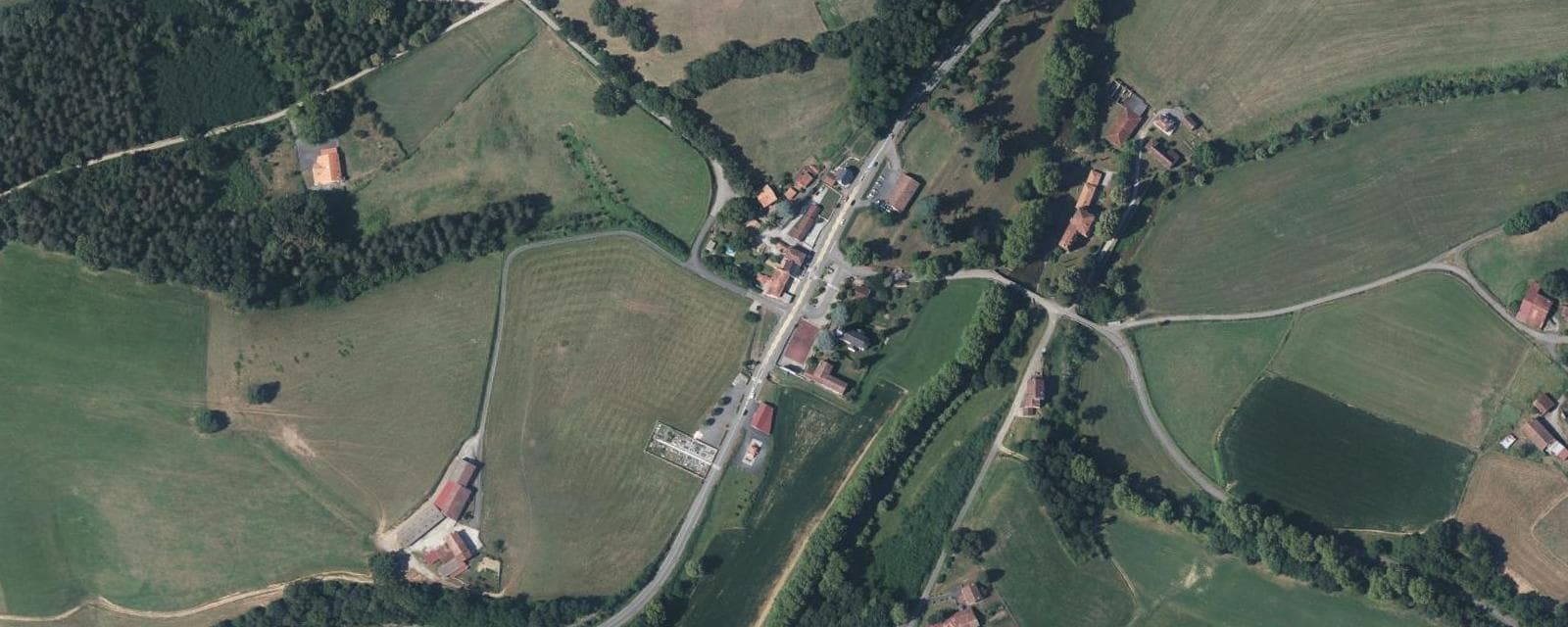 Vue aérienne de Uhart-Mixe (Pyrénées-Atlantiques)