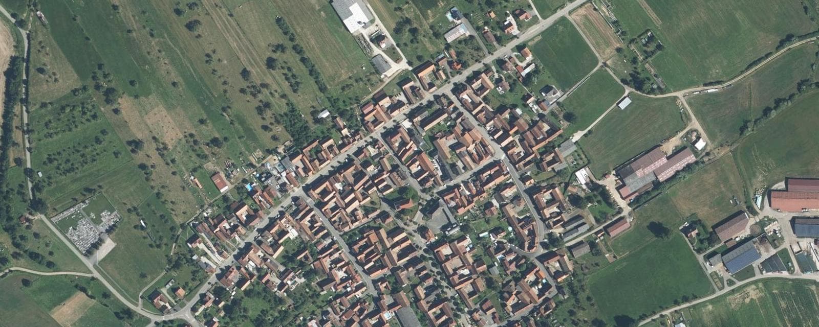 Vue aérienne de Uhrwiller (Bas-Rhin)