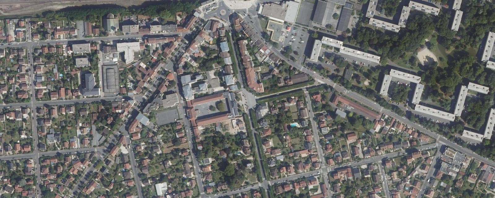 Vue aérienne de Vaires-sur-Marne (Seine-et-Marne)