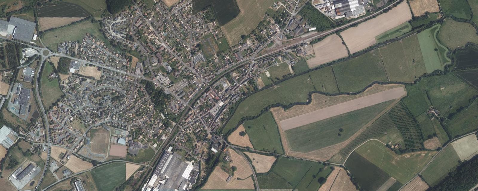Vue aérienne de Val-au-Perche (Orne)
