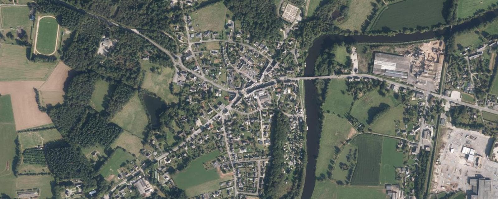 Vue aérienne de Val d'Oust (Morbihan)