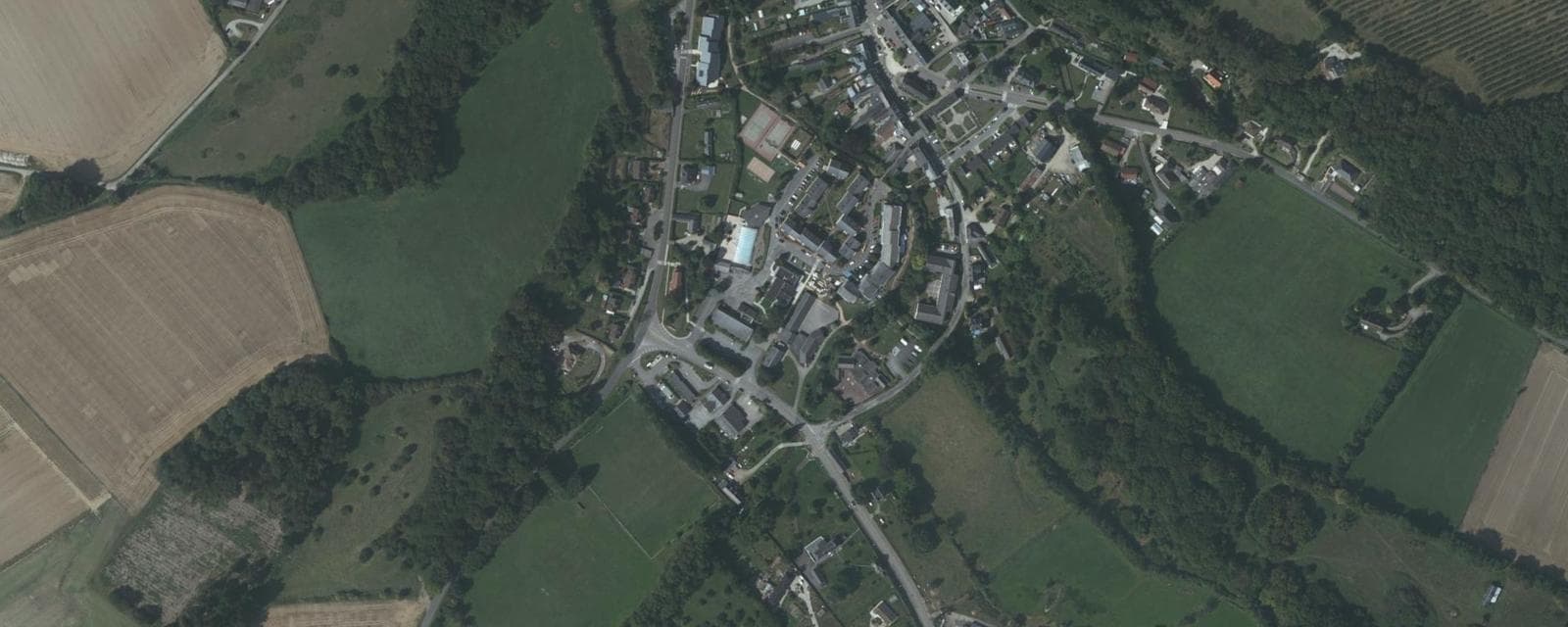 Vue aérienne de Val-de-Saâne (Seine-Maritime)