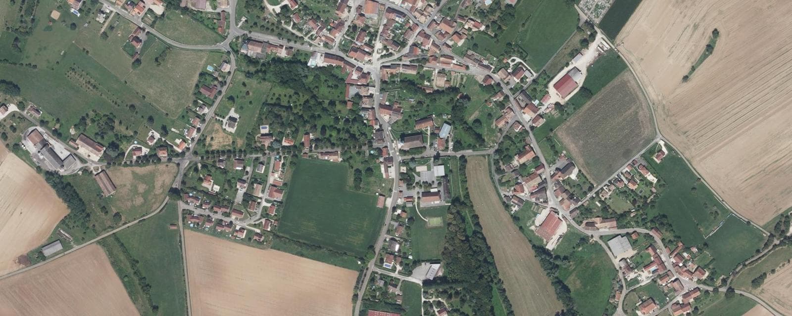 Vue aérienne de Valay (Haute-Saône)