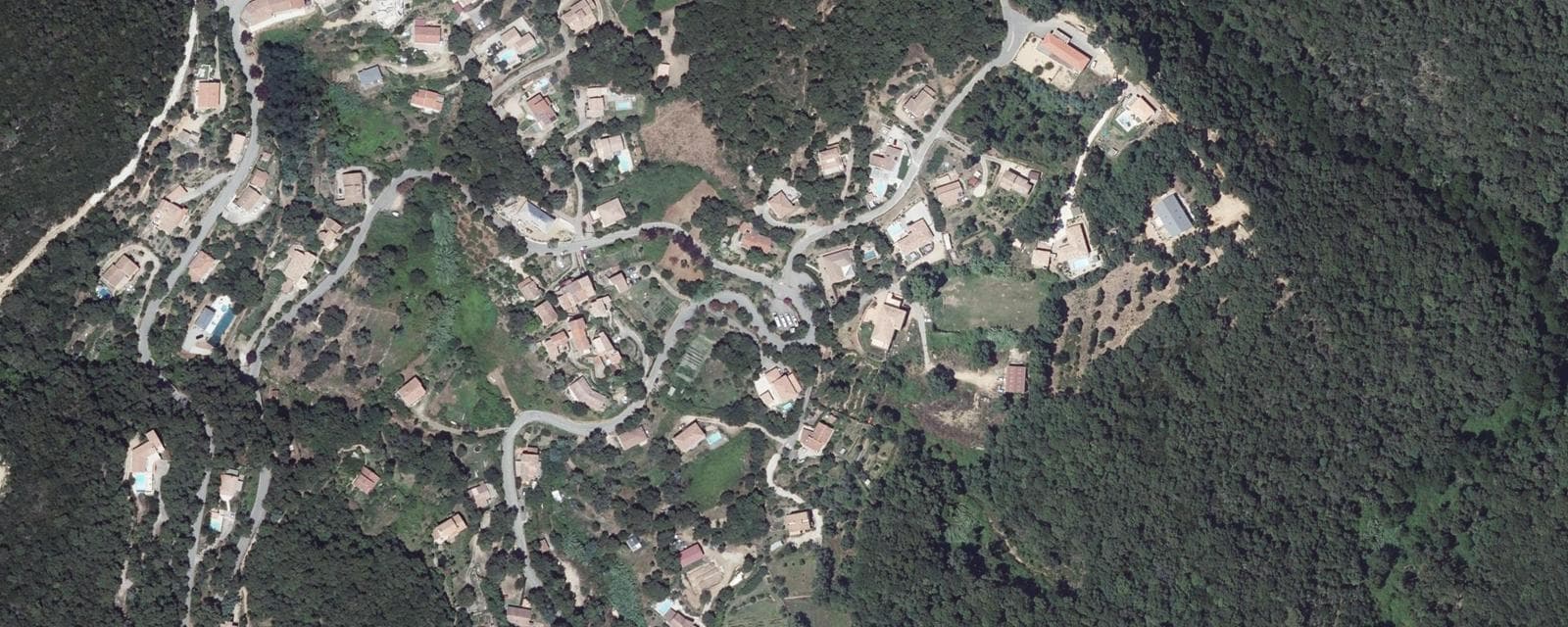 Vue aérienne de Valle-di-Mezzana (Corse-du-Sud)