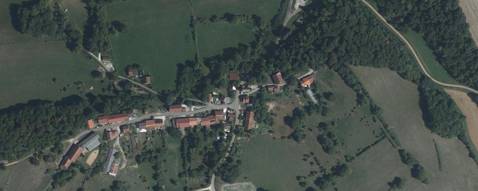 Vue aérienne de Valleroy (Haute-Marne)