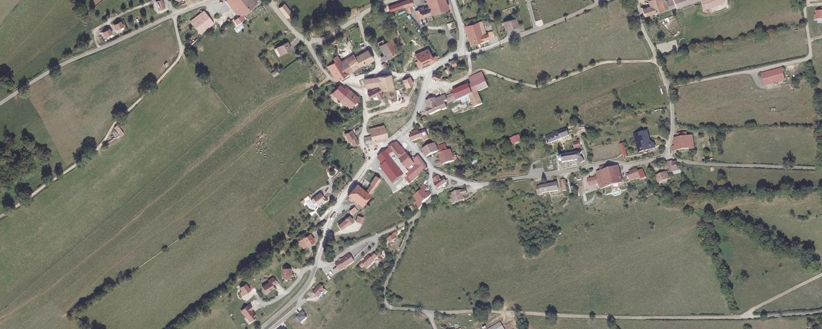 Vue aérienne de Valoreille (Doubs)
