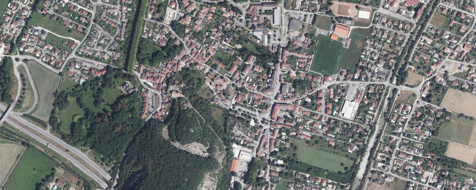 Vue aérienne de Varces-Allières-et-Risset (Isère)