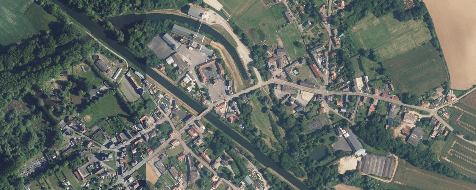 Vue aérienne de Vendhuile (Aisne)
