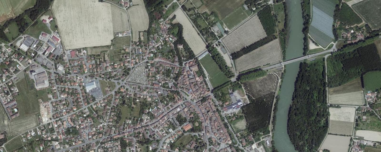 Vue aérienne de Verdun-sur-Garonne (Tarn-et-Garonne)