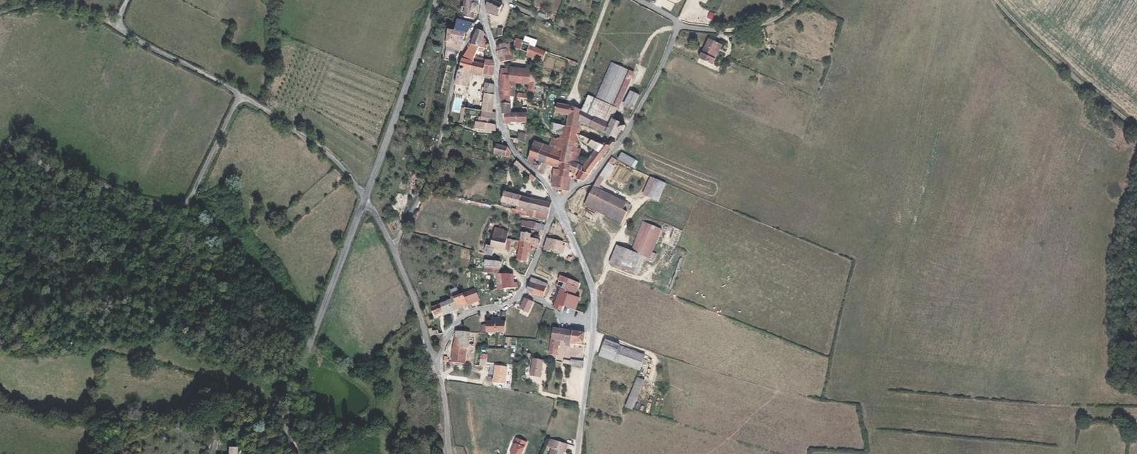 Vue aérienne de Vers (Saône-et-Loire)