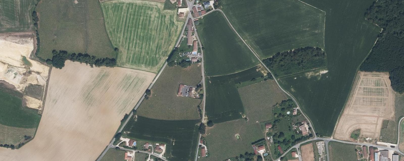Vue aérienne de Vescours (Ain)