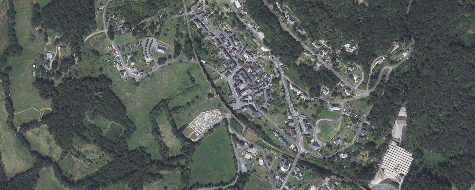 Vue aérienne de Vignols (Corrèze)
