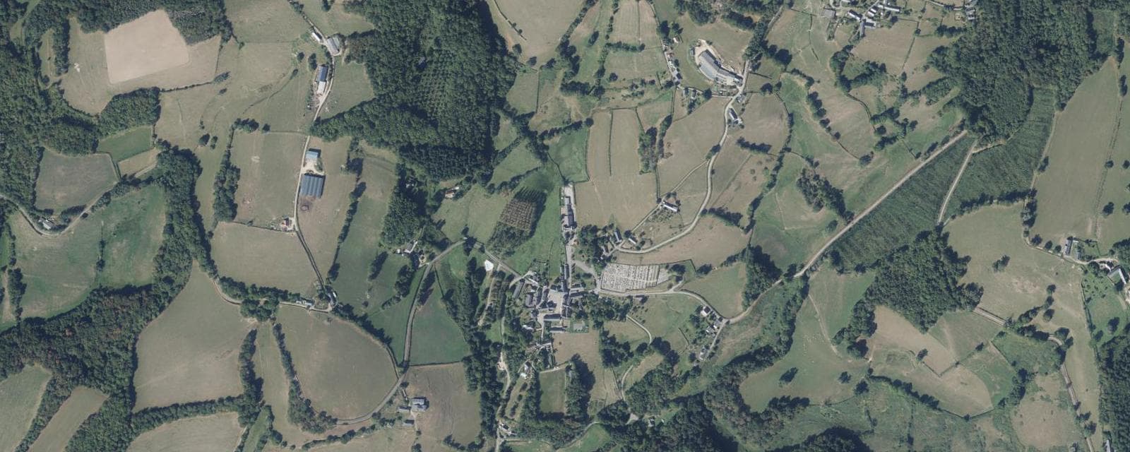 Vue aérienne de Villapourçon (Nièvre)