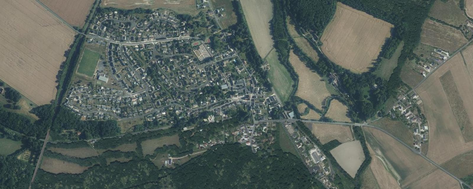 Vue aérienne de Villedômer (Indre-et-Loire)
