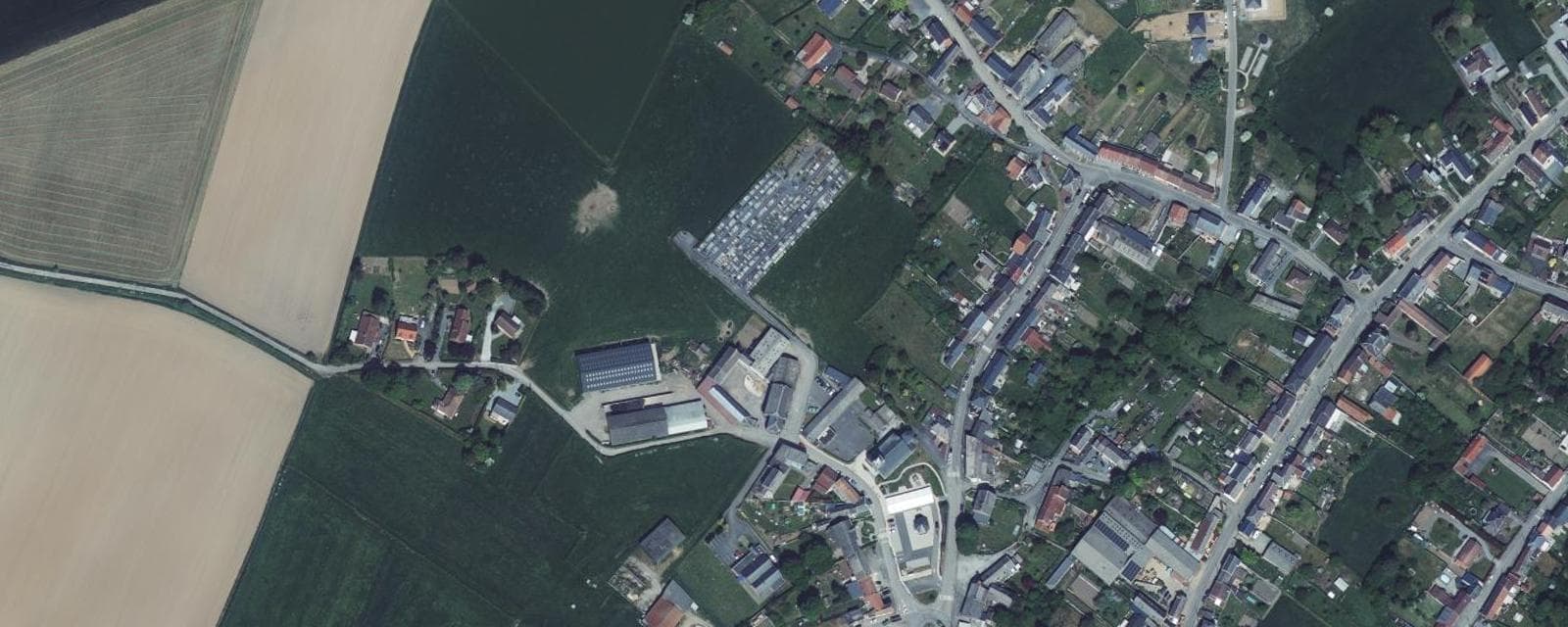 Vue aérienne de Villers-Sire-Nicole (Nord)