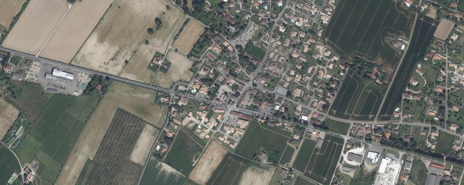 Vue aérienne de Virazeil (Lot-et-Garonne)