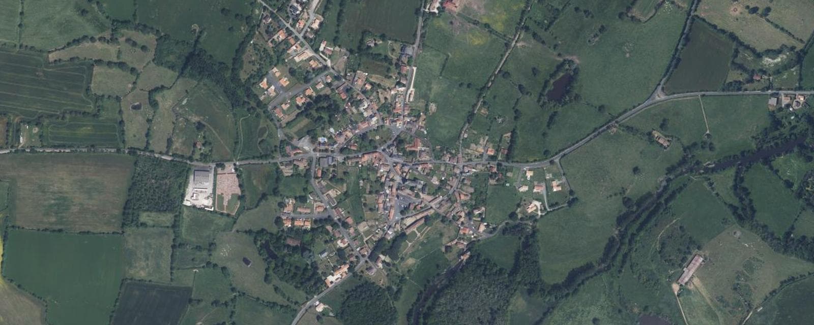 Vue aérienne de Voulmentin (Deux-Sèvres)